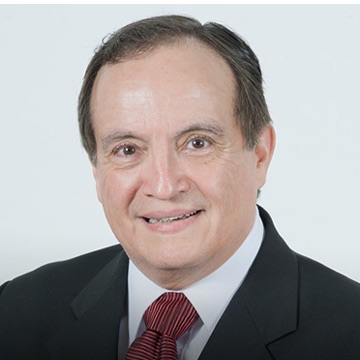 Dr. Luis García Calderón